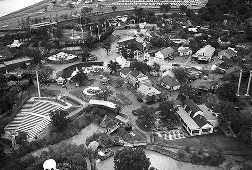 Airview of Six Flags Over Texas (parking lot top center), 08/10/1961. Photo Courtesy: Fielder Museum / Arlington Historical Society.