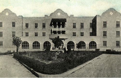 Photo Courtesy: Fielder Museum / Arlington Historical Society.